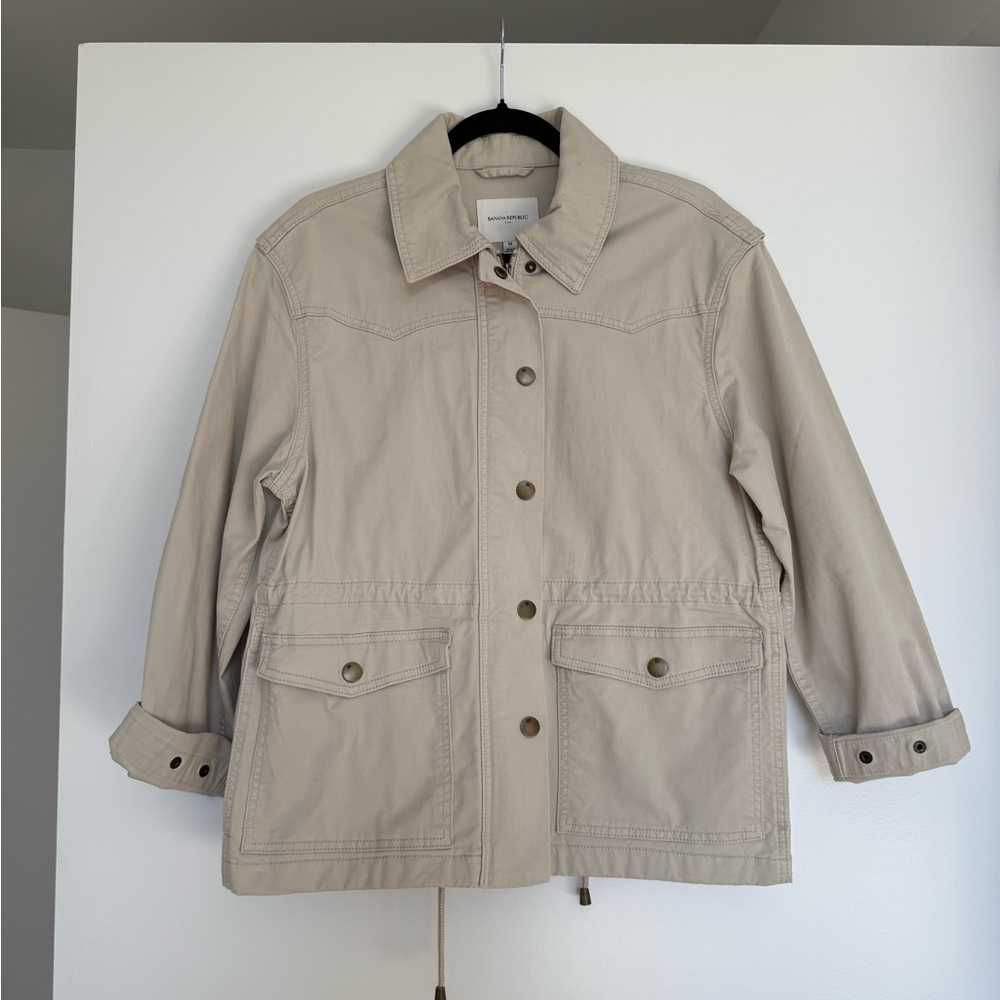 NWOT Banana Republic Beige Utility Jacket